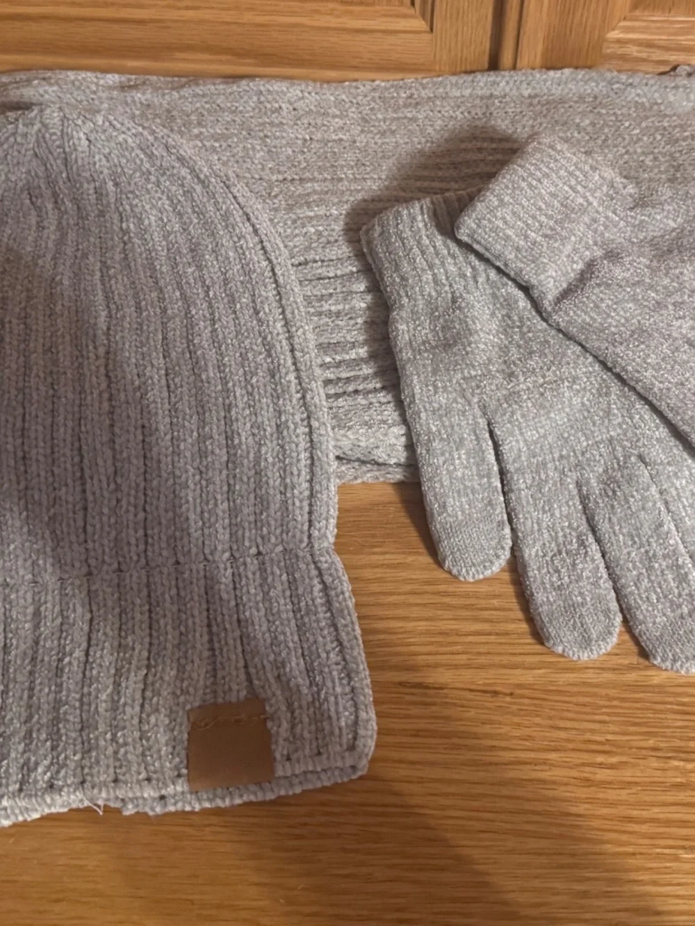 Women's Winter Hat, Gloves, & Scarf Set Warm Winter Gray